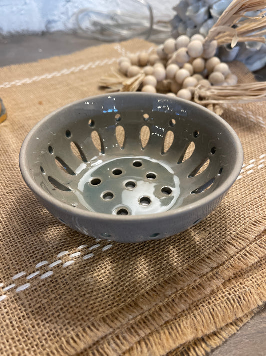 Stoneware Berry Bowl